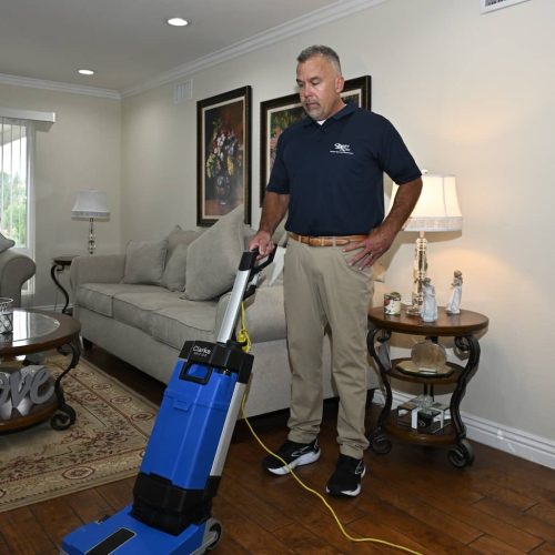 Carpet-Cleaning-Service-Thousand-Oaks-CA-95